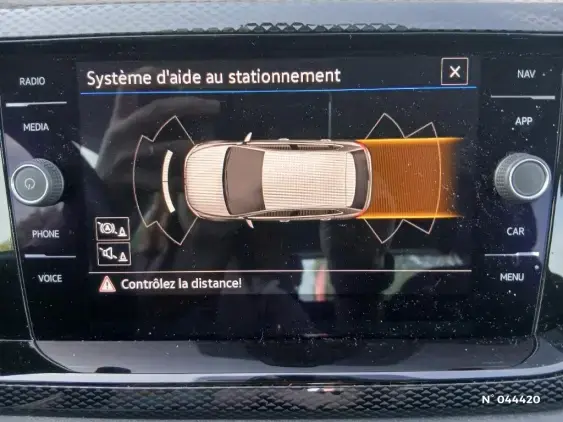 VOLKSWAGEN POLO VI - voiture d'occasion - Photo 14