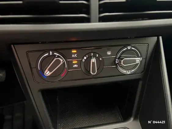 VOLKSWAGEN POLO VI - voiture d'occasion - Photo 28