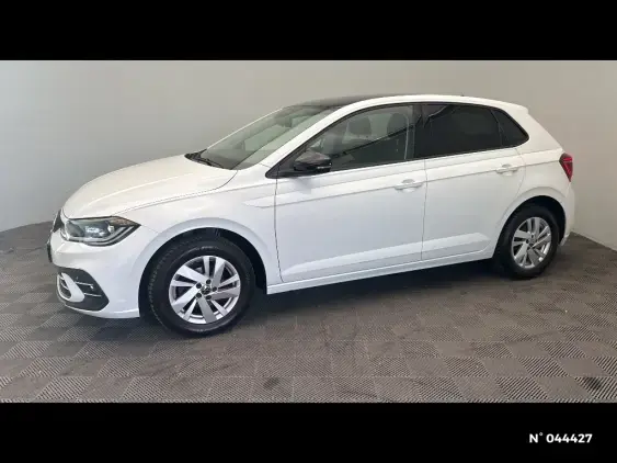 VOLKSWAGEN POLO VI - voiture d'occasion - Photo 2
