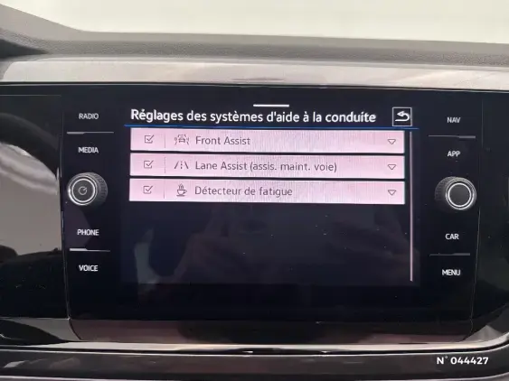 VOLKSWAGEN POLO VI - voiture d'occasion - Photo 27