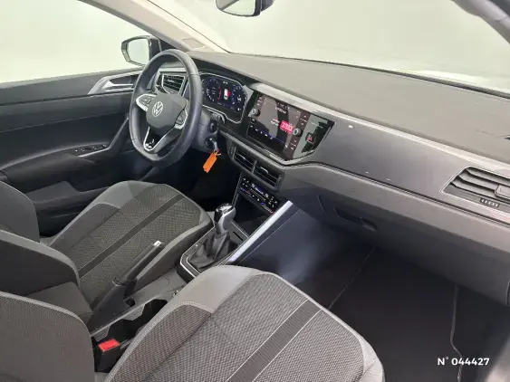 VOLKSWAGEN POLO VI - voiture d'occasion - Photo 9