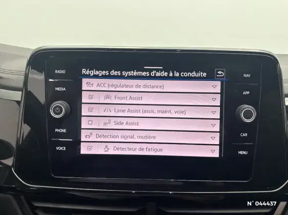 VOLKSWAGEN T-ROC - voiture d'occasion - Photo 31