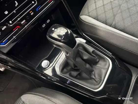 VOLKSWAGEN T-ROC - voiture d'occasion - Photo 33