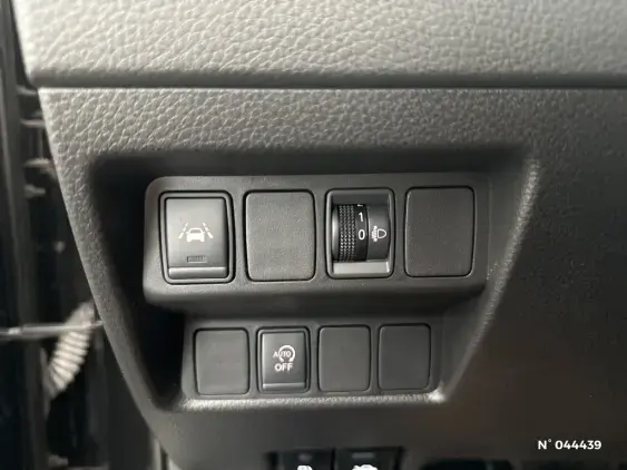 NISSAN QASHQAI II - voiture d'occasion - Photo 26
