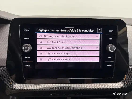 VOLKSWAGEN T-CROSS - voiture d'occasion - Photo 29