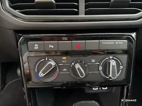 VOLKSWAGEN T-CROSS - voiture d'occasion - Photo 30