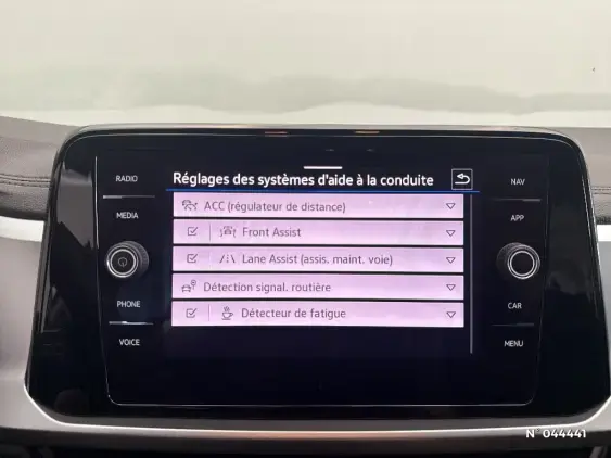 VOLKSWAGEN T-ROC - voiture d'occasion - Photo 30