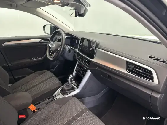 VOLKSWAGEN T-ROC - voiture d'occasion - Photo 10