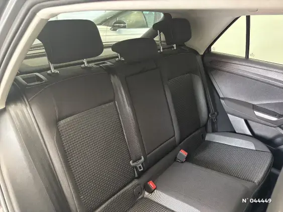 VOLKSWAGEN T-ROC - voiture d'occasion - Photo 11
