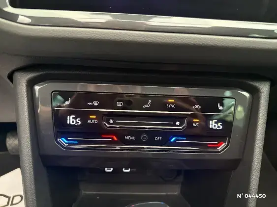 VOLKSWAGEN TIGUAN II - voiture d'occasion - Photo 30