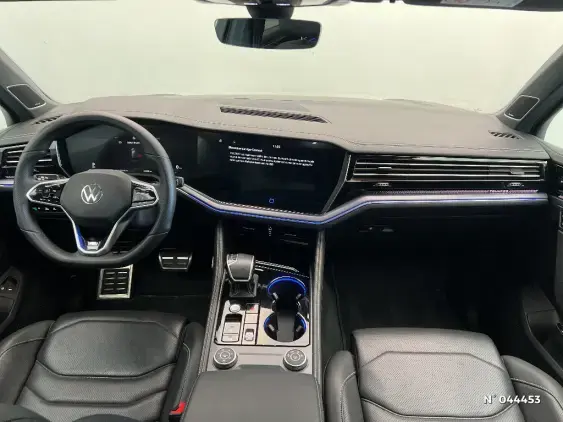 VOLKSWAGEN TOUAREG III - voiture d'occasion - Photo 9