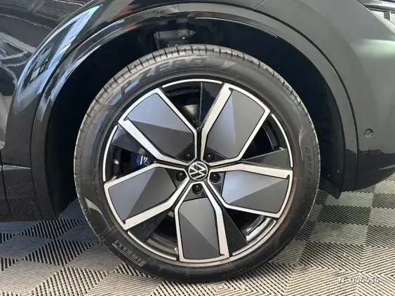 VOLKSWAGEN TOUAREG III - voiture d'occasion - Photo 8