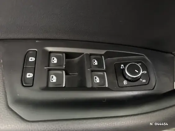 VOLKSWAGEN TOUAREG III - voiture d'occasion - Photo 15