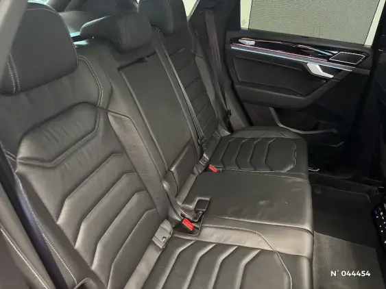 VOLKSWAGEN TOUAREG III - voiture d'occasion - Photo 11