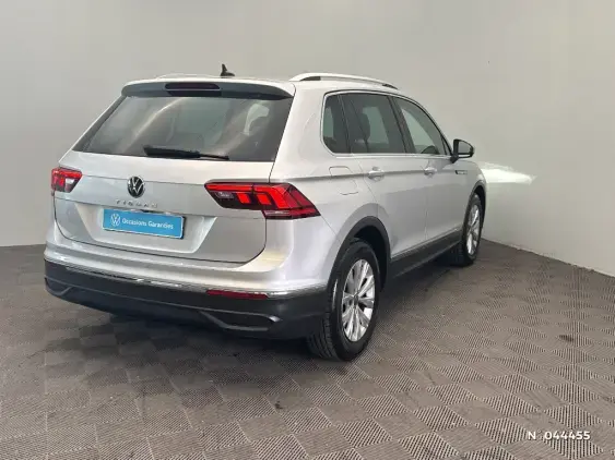 VOLKSWAGEN TIGUAN II - voiture d'occasion - Photo 4
