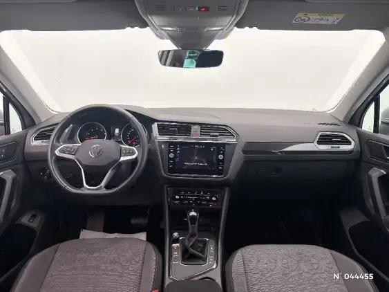 VOLKSWAGEN TIGUAN II - voiture d'occasion - Photo 9
