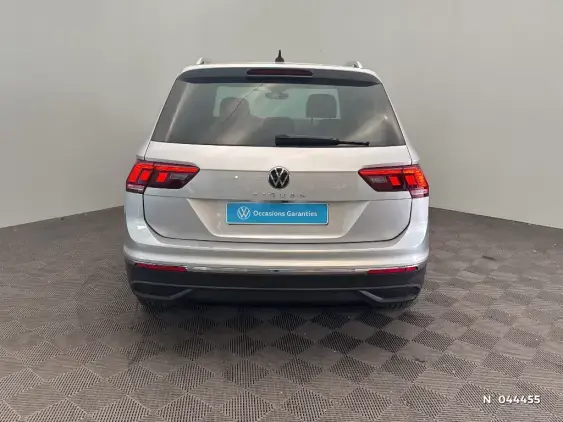 VOLKSWAGEN TIGUAN II - voiture d'occasion - Photo 6