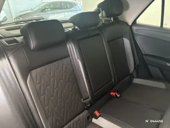 VOLKSWAGEN T-ROC - voiture d'occasion - Photo 11