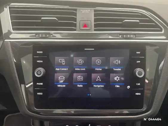 VOLKSWAGEN TIGUAN II - voiture d'occasion - Photo 13