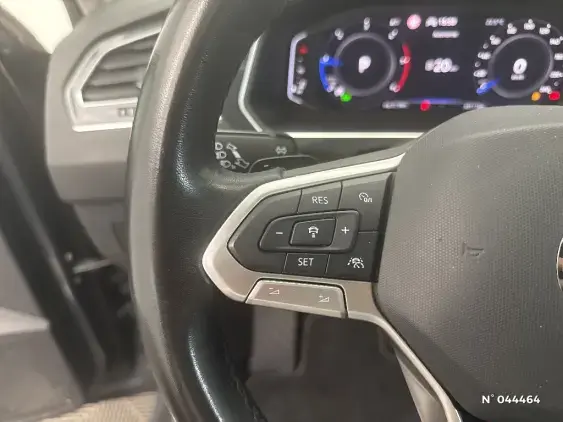 VOLKSWAGEN TIGUAN II - voiture d'occasion - Photo 15