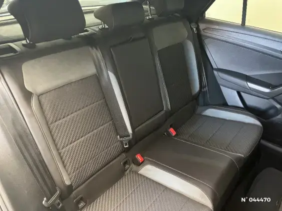 VOLKSWAGEN T-ROC - voiture d'occasion - Photo 11