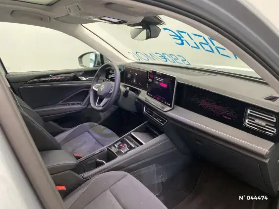 VOLKSWAGEN TIGUAN III - voiture d'occasion - Photo 10