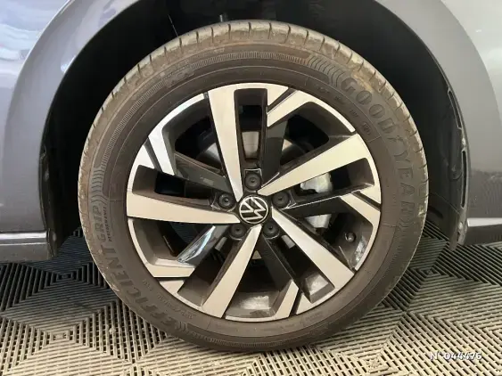 VOLKSWAGEN POLO VI - voiture d'occasion - Photo 8