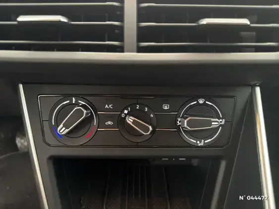 VOLKSWAGEN POLO VI - voiture d'occasion - Photo 26