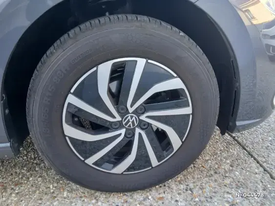 VOLKSWAGEN POLO VI - voiture d'occasion - Photo 8