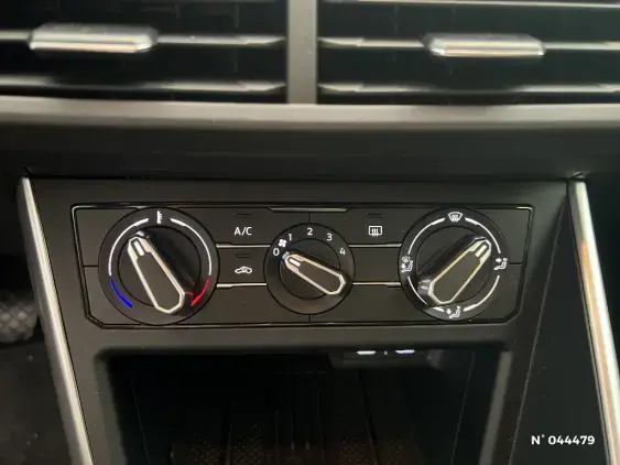 VOLKSWAGEN POLO VI - voiture d'occasion - Photo 29