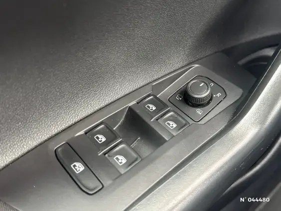 VOLKSWAGEN POLO VI - voiture d'occasion - Photo 27