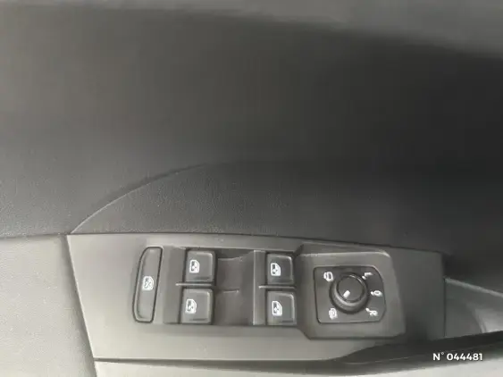 VOLKSWAGEN T-CROSS - voiture d'occasion - Photo 26