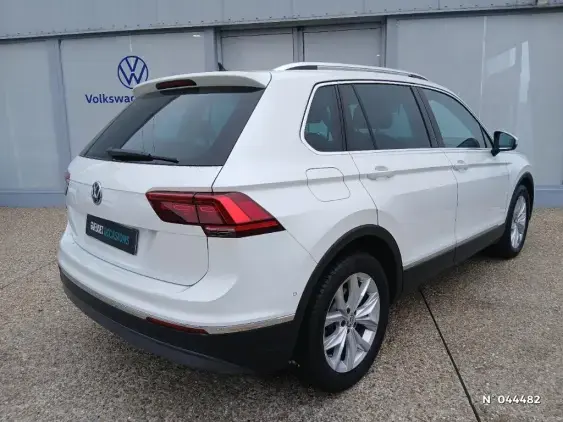 VOLKSWAGEN TIGUAN II - voiture d'occasion - Photo 4