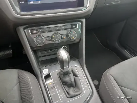 VOLKSWAGEN TIGUAN II - voiture d'occasion - Photo 32