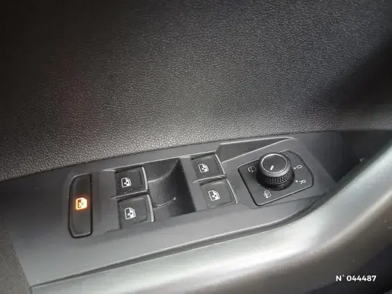 VOLKSWAGEN TAIGO - voiture d'occasion - Photo 15