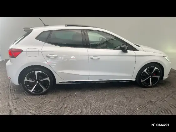 SEAT IBIZA V - voiture d'occasion - Photo 5