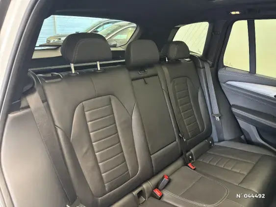 BMW X3 III - voiture d'occasion - Photo 11