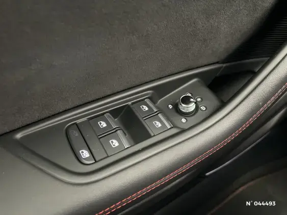 AUDI A4 AVANT - voiture d'occasion - Photo 30