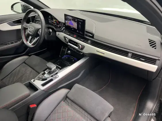 AUDI A4 AVANT - voiture d'occasion - Photo 10