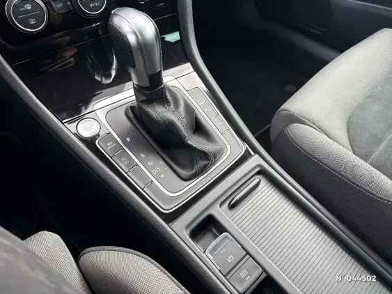 VOLKSWAGEN GOLF VIII - voiture d'occasion - Photo 32