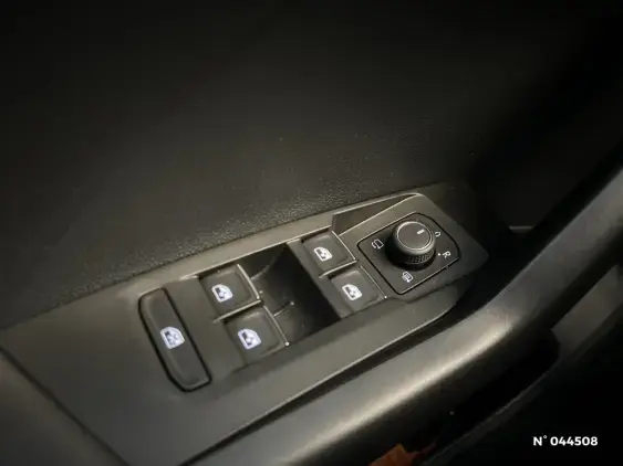 VOLKSWAGEN T-CROSS - voiture d'occasion - Photo 27
