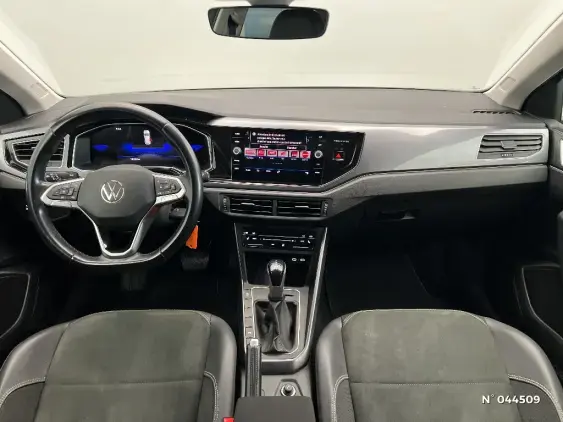 VOLKSWAGEN POLO VI - voiture d'occasion - Photo 8