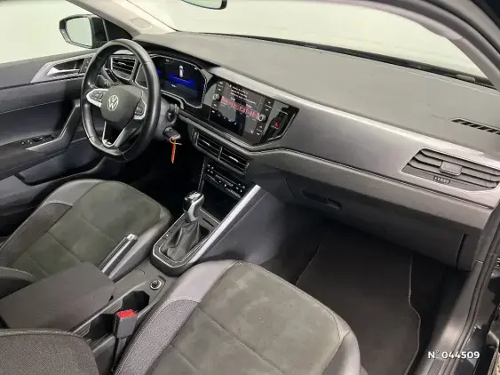 VOLKSWAGEN POLO VI - voiture d'occasion - Photo 9