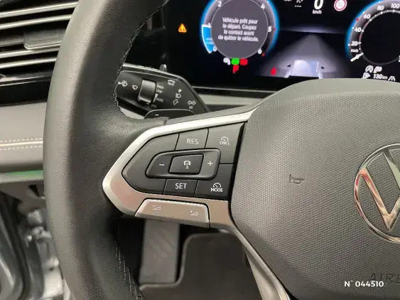 VOLKSWAGEN TIGUAN III - voiture d'occasion - Photo 15