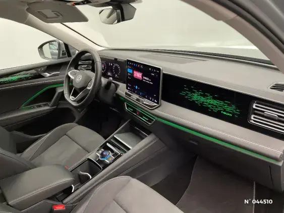 VOLKSWAGEN TIGUAN III - voiture d'occasion - Photo 10