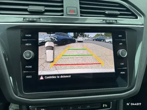 VOLKSWAGEN TIGUAN II - voiture d'occasion - Photo 13