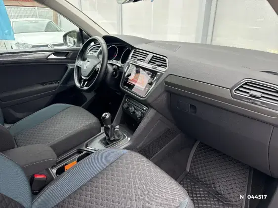 VOLKSWAGEN TIGUAN II - voiture d'occasion - Photo 9
