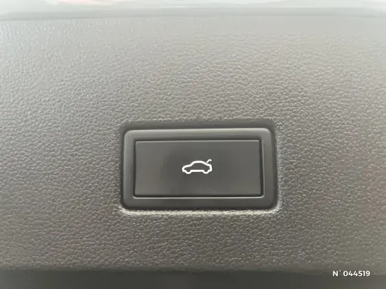 VOLKSWAGEN T-ROC - voiture d'occasion - Photo 33