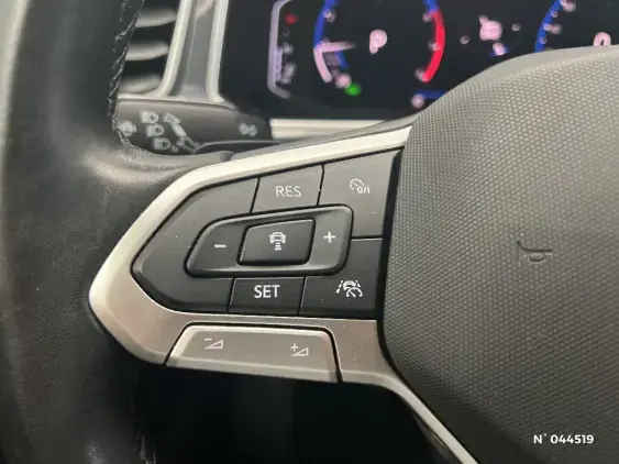 VOLKSWAGEN T-ROC - voiture d'occasion - Photo 26