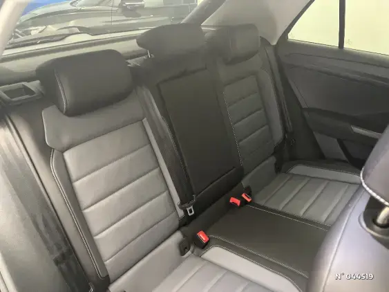 VOLKSWAGEN T-ROC - voiture d'occasion - Photo 11